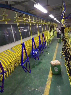 I pezzi di ricambio elettrici della bicicletta spolverizzano la linea di produzione ricoprente