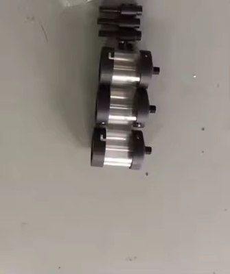 Mini Hopper per il rivestimento in polvere per il substrato in acciaio inossidabile della linea di produzione